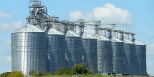 silos-1598168_12801-e1692389068770-1024x658