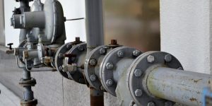 water-pipe-2852047_1280-1024x682